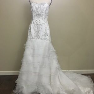 Beautiful Boutique Bridal Gown